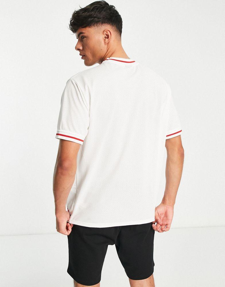 New Era Chicago Bulls mesh applique t-shirt in white商品第2张图片规格展示