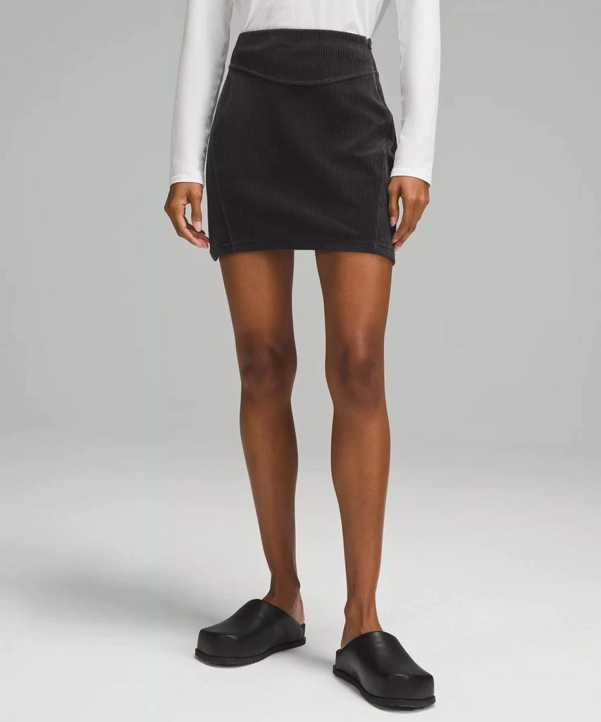 商品Lululemon|Scuba Mid-Rise Mini Skirt *Velvet Cord,价格¥566,第1张图片