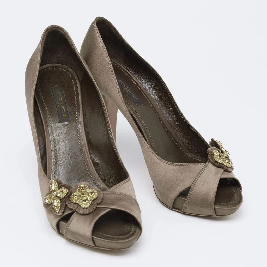 商品[二手商品] Louis Vuitton|Louis Vuitton Dark Olive Green Satin Athen Open-Toe Pumps Size 38,价格¥2037,第4张图片详细描述