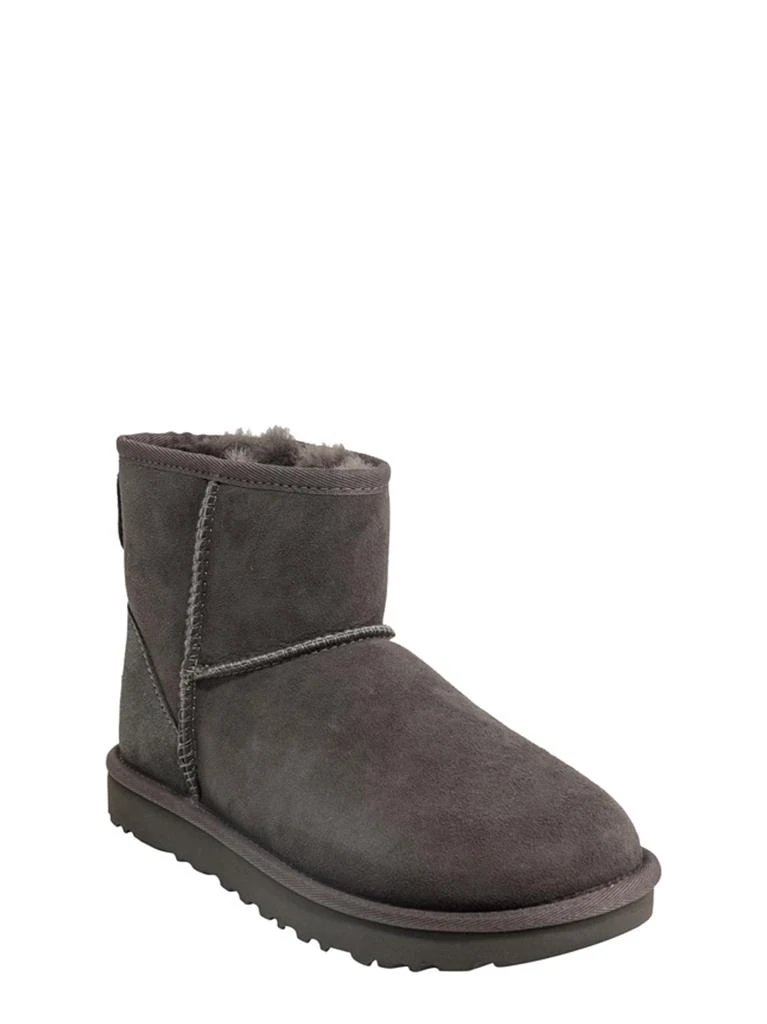 商品UGG|UGG Ankle Boots,价格¥1621,第2张图片详细描述