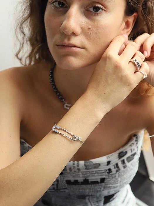 商品August Harmony|Safety Pin bracelet_2color,价格¥410,第3张图片详细描述
