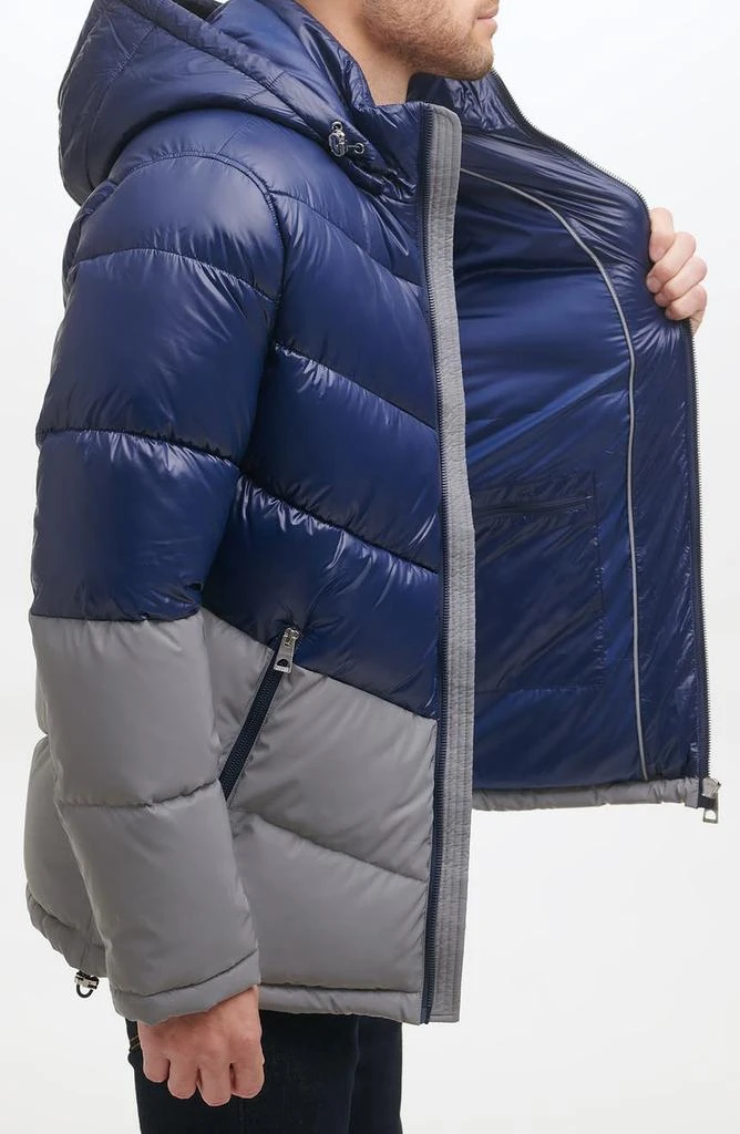 Colorblock Wind & Water Resistant Puffer Jacket 商品