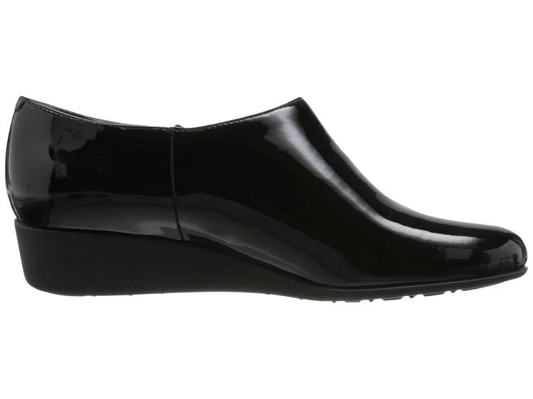 Cole Haan Callie Slip On Waterproof 女士雨靴 商品