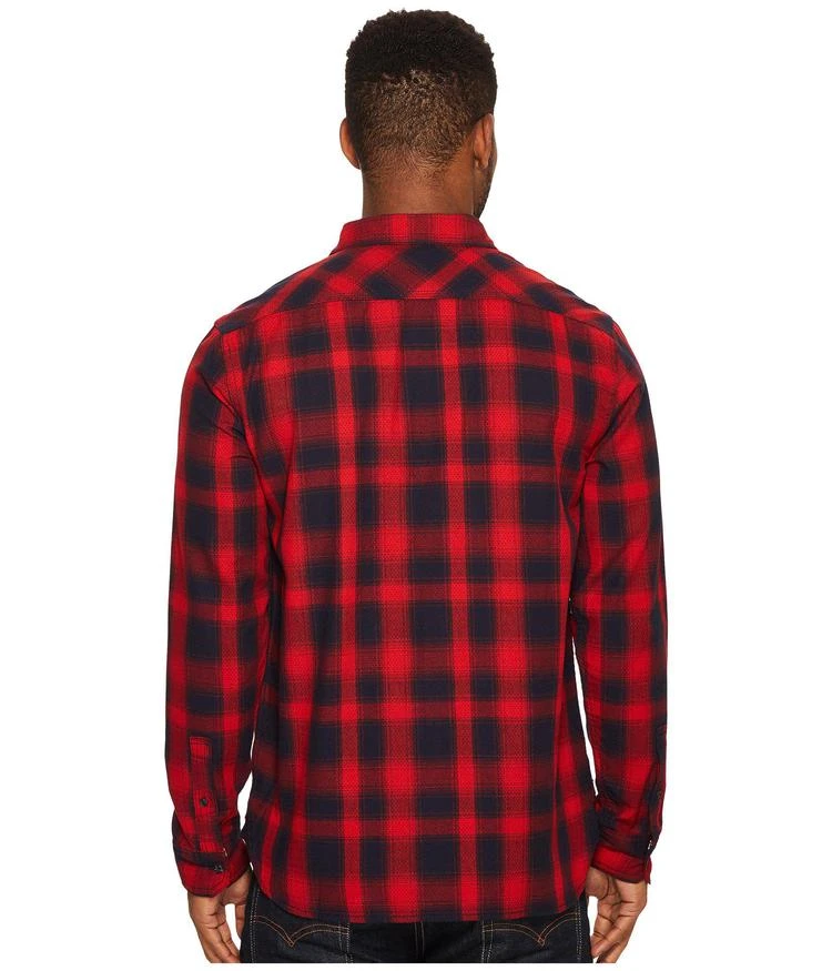 商品Levi's|Lusk Dobby Twill Long Sleeve Shirt,价格¥360,第3张图片详细描述