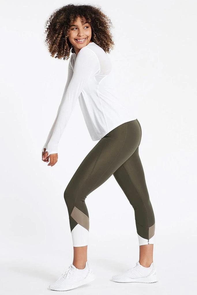 On Track 7/8 Legging - Black Olive 商品