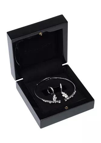 Silver Tone Crystal Scatter Stone Bracelet and Earring Set商品第1张图片规格展示