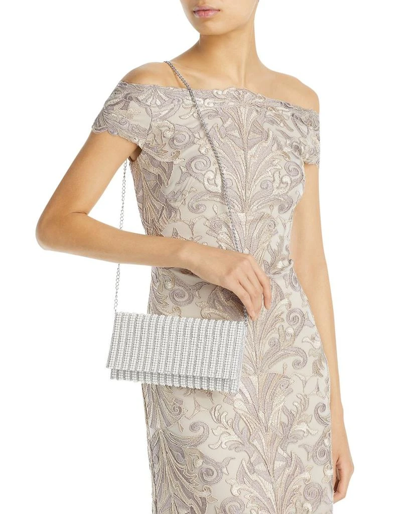 Small Beaded Clutch - Exclusive 商品