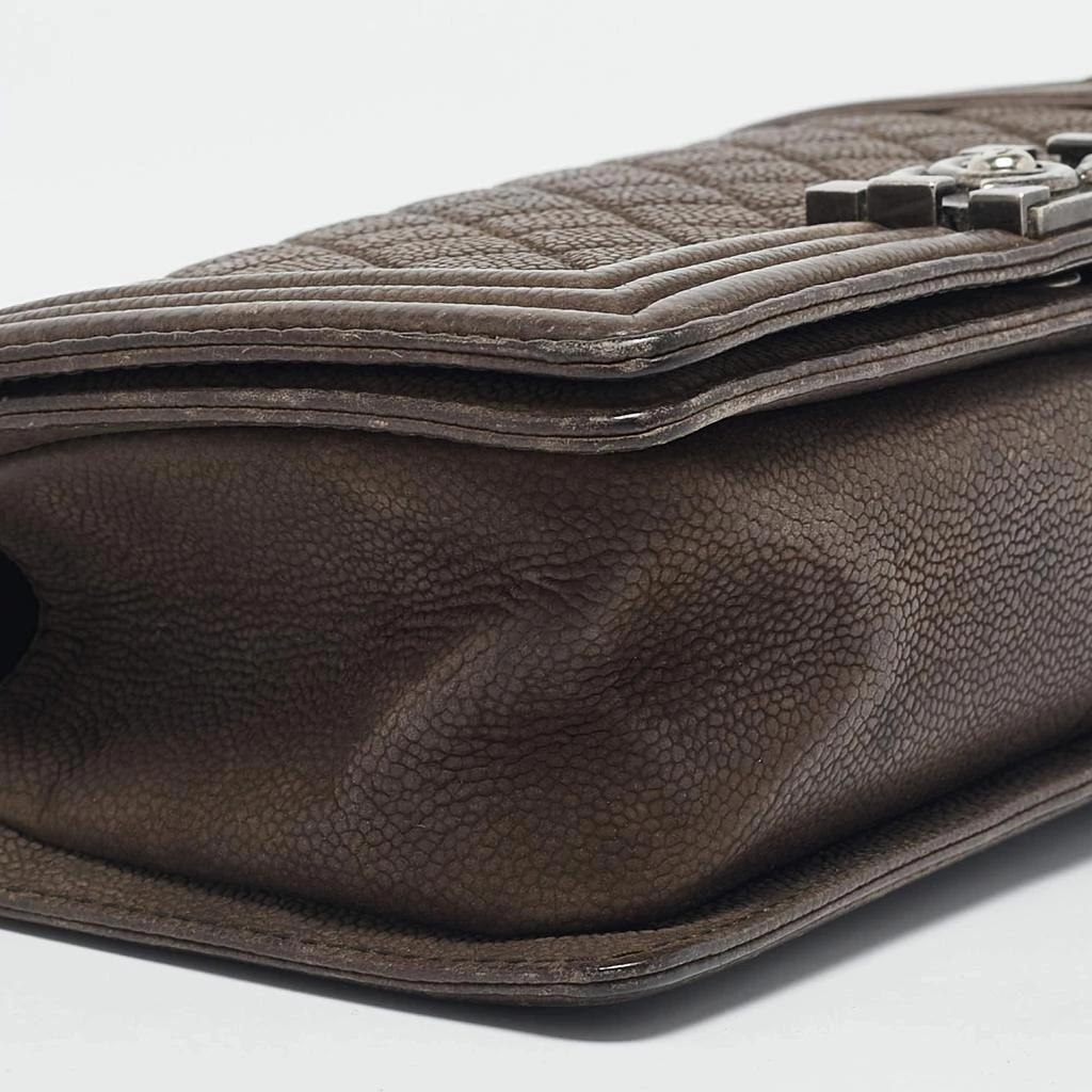 Chanel Dark Brown Caviar Quilted Leather Medium Boy Flap Bag 商品