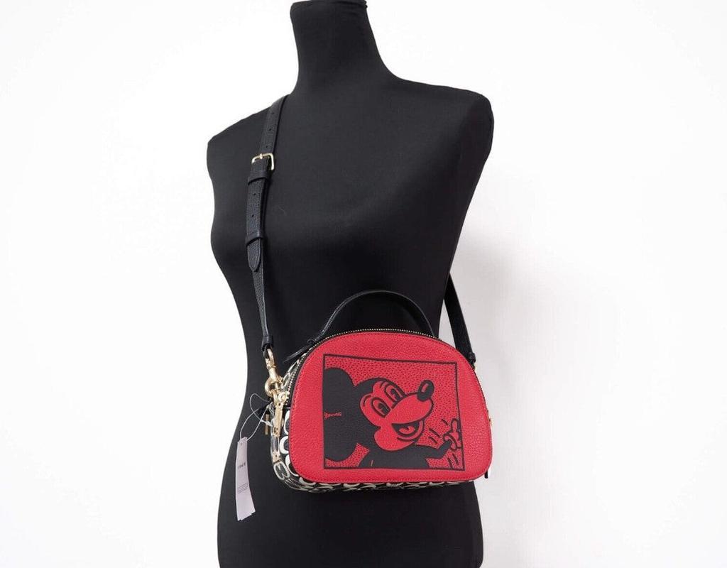 商品Coach|Mickey Mouse X Keith Haring Serena Pebble Leather Satchel Handbag,价格¥2638,第4张图片详细描述