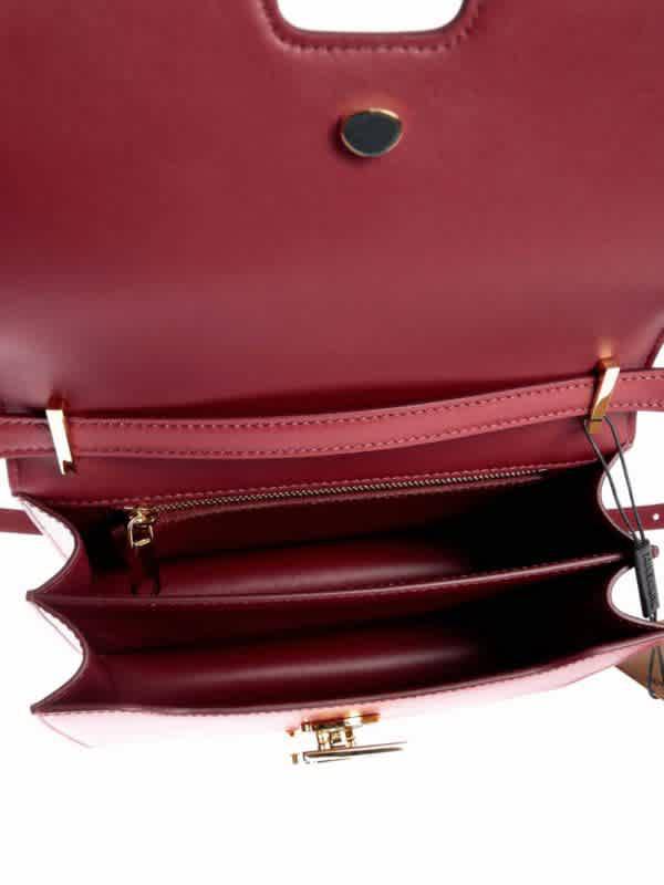 Burberry Crimson Small Leather Tb Bag商品第3张图片规格展示