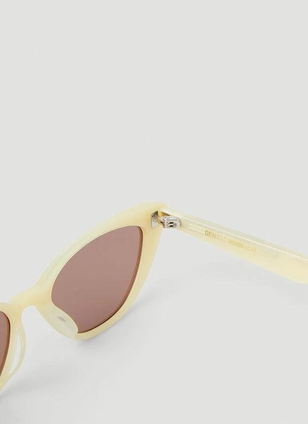 商品GENTLE MONSTER|Crella Y1 Sunglasses in Yellow,价格¥2248,第4张图片详细描述
