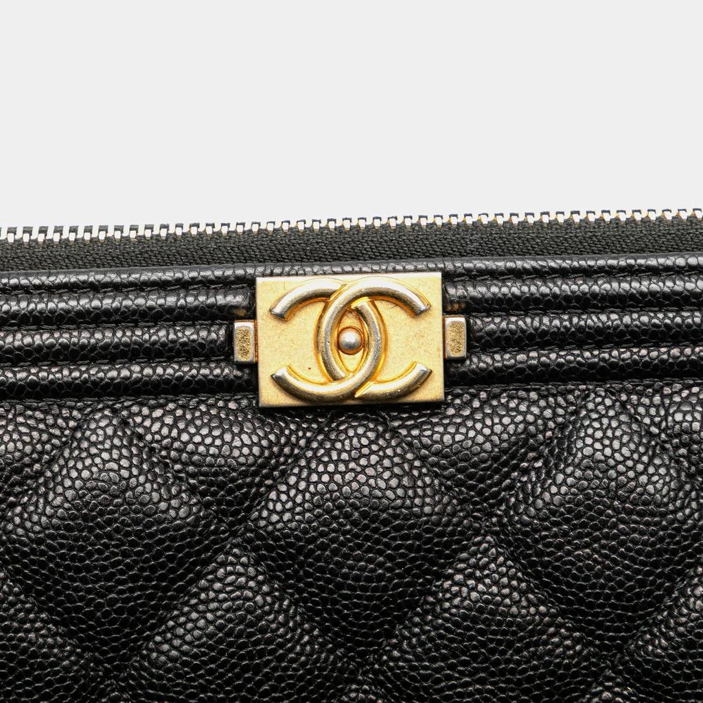 商品[二手商品] Chanel|Chanel Black Caviar Quilted Boy O Case Medium Clutch Bag,价格¥10533,第4张图片详细描述