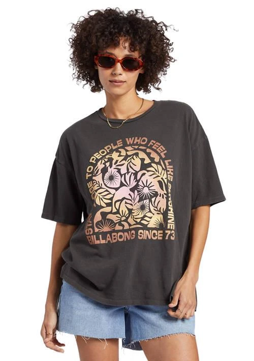 商品Billabong|Feels Like Sunshine Graphic T Shirt,价格¥302,第1张图片