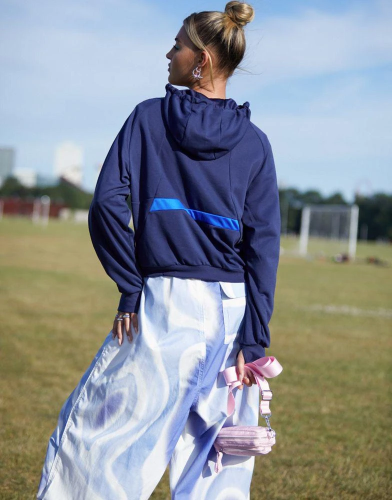 商品NIKE|Nike Football France Euro 22 Travel half-zip hoodie in navy,价格¥430,第3张图片详细描述