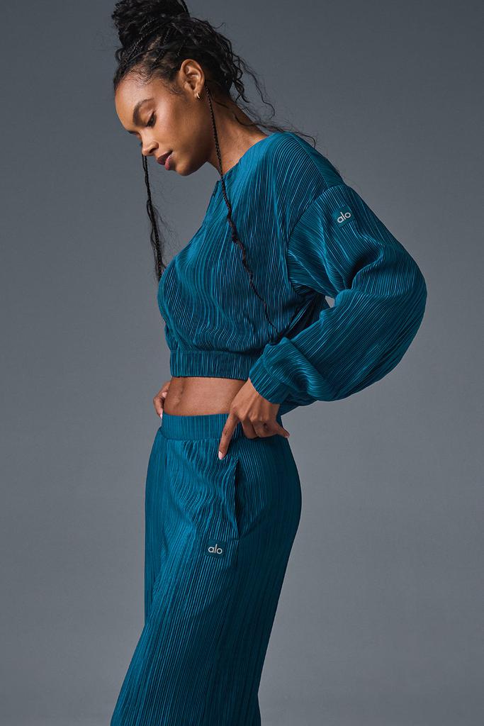 Alo Cropped Micro Plisse Jacket - Eclipse Blue - Jackets - Free