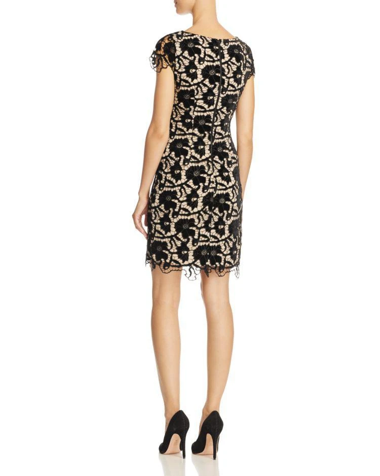 商品Alice + Olivia|Alice + Olivia Clover Velvet Lace Dress,价格¥3575,第2张图片详细描述