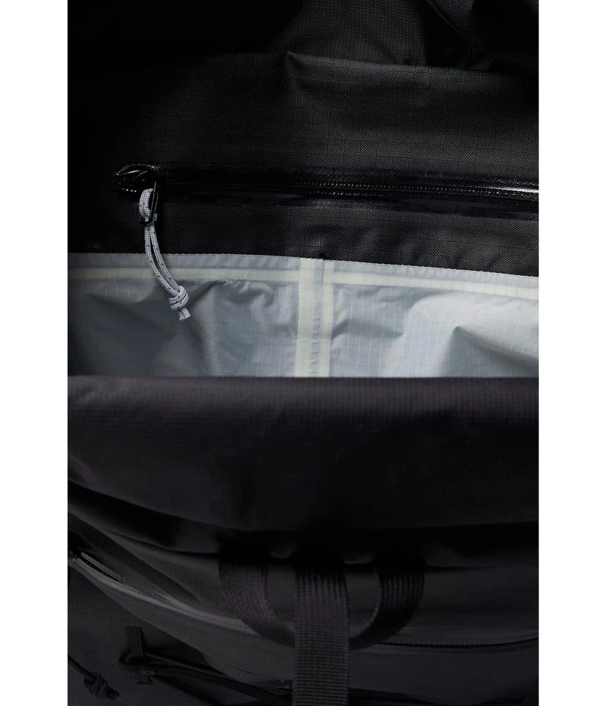 商品Arc'teryx|40 L Alpha FL 背包,价格¥1429,第3张图片详细描述