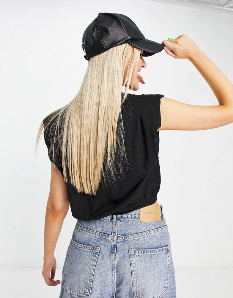 商品Tommy Hilfiger|Tommy Jeans cotton crop elasticated badge tank in black  - BLACK,价格¥165,第3张图片详细描述
