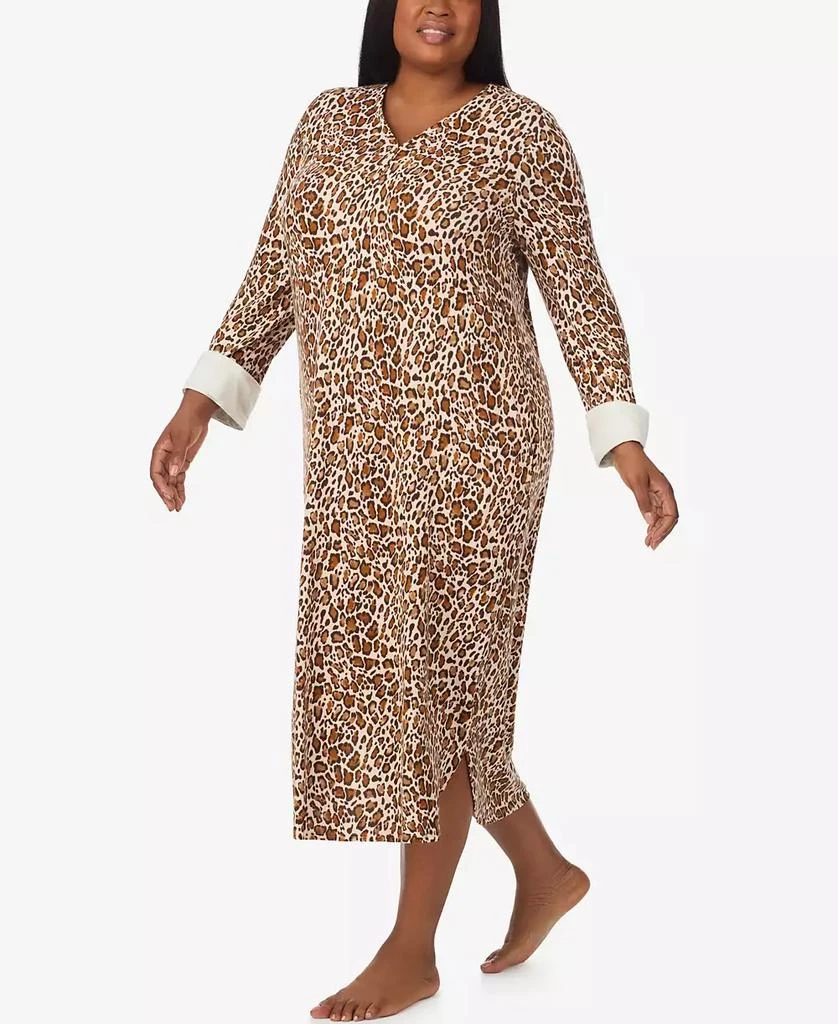 商品Ellen Tracy|Plus Size Printed V-Neck Long Gown with Socks,价格¥471,第4张图片详细描述