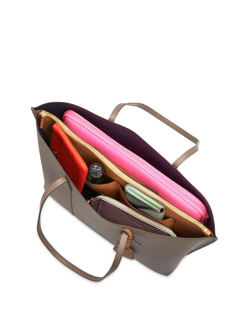 Perry Medium Leather Tote 商品