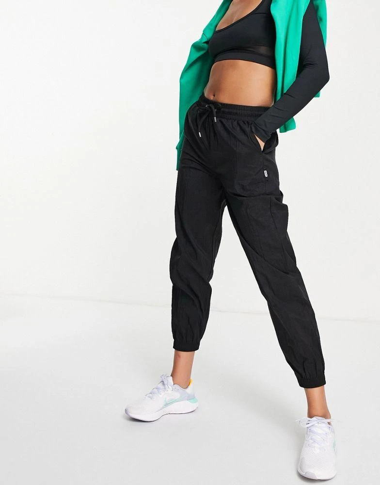 商品ASOS|ASOS 4505 tracksuit in crinkle,价格¥172,第4张图片详细描述