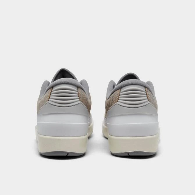 Air Jordan Retro 2 Low Basketball Shoes 商品