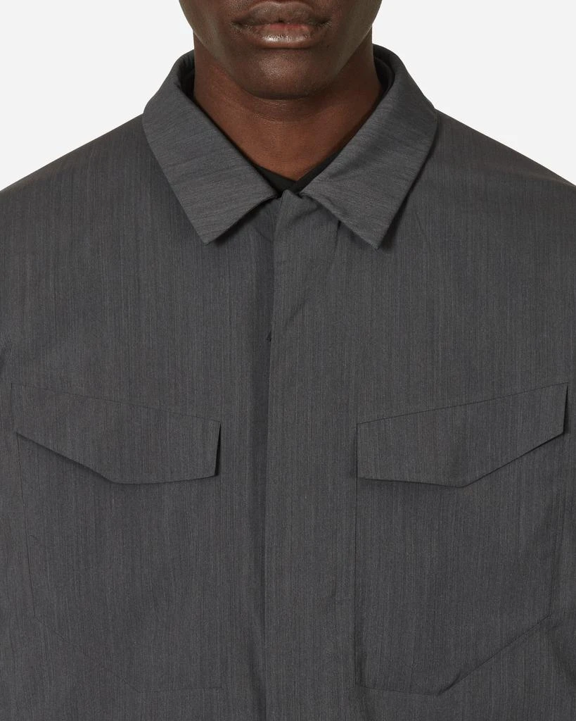 商品Arc'teryx|Field Insulated Tech Wool Overshirt Graphite Heather,价格¥3913,第5张图片详细描述