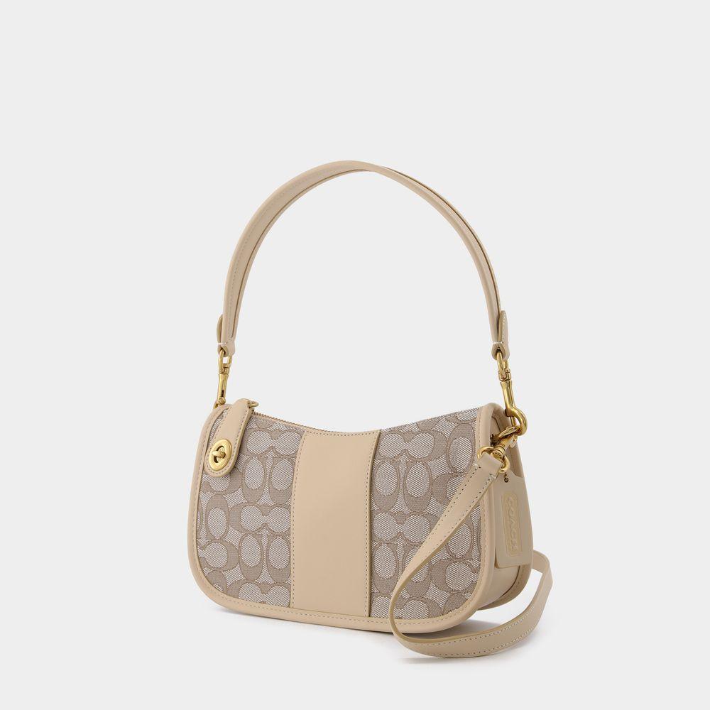 商品Coach|The Coach Originals Signature Jacquard Swinger,价格¥3959,第4张图片详细描述