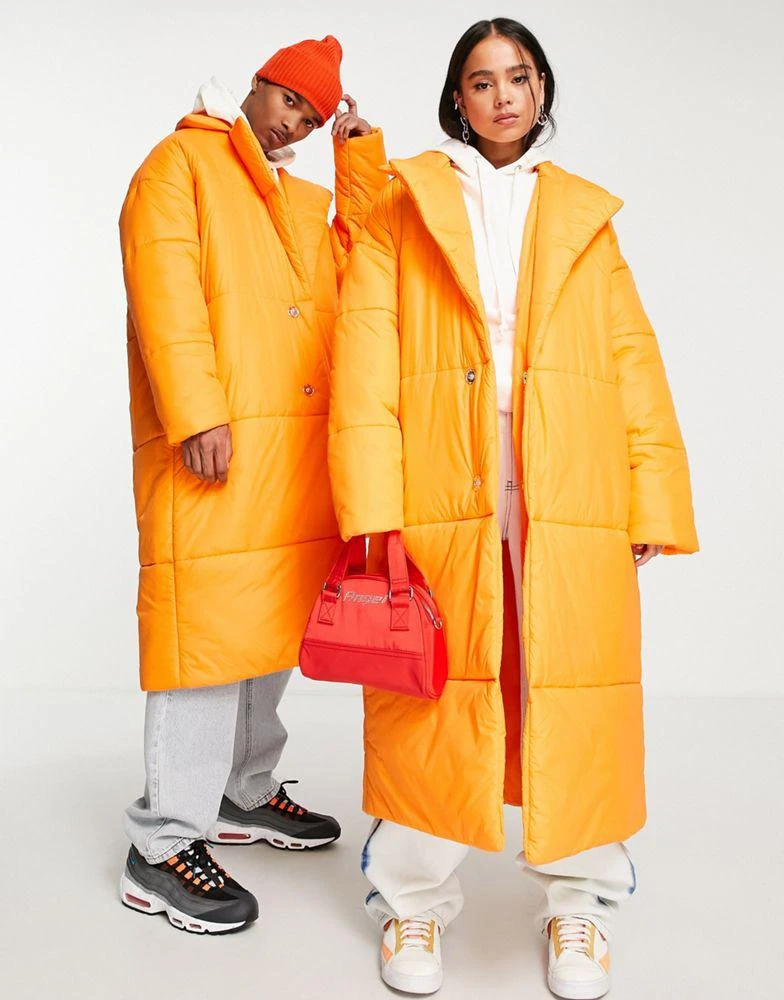 商品COLLUSION|COLLUSION Unisex longline nylon puffer coat in orange,价格¥237,第3张图片详细描述
