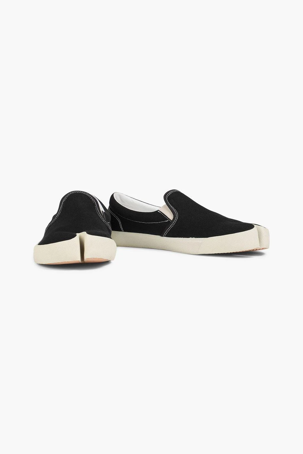 商品MAISON MARGIELA|Tabi split-toe logo-print canvas slip-on sneakers,价格¥2028,第2张图片详细描述