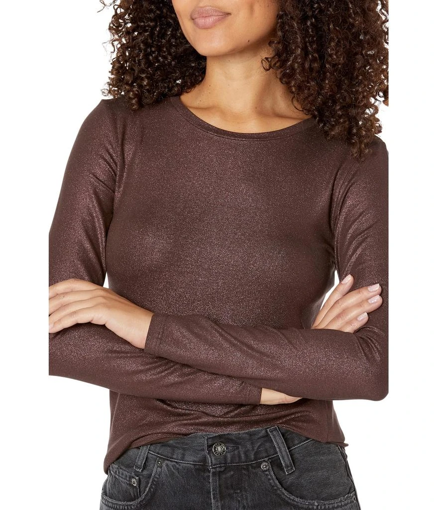 商品MAJESTIC FILATURES|Soft Touch Metallic Long Sleeve Crew Neck,价格¥671,第3张图片详细描述