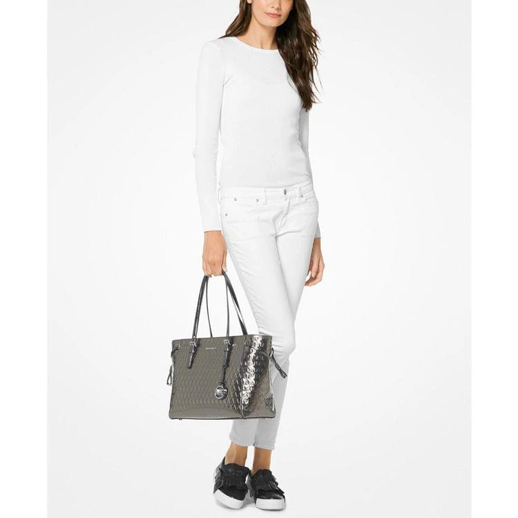 商品Michael Kors|MICHAEL  Voyager Specchio Multi-Function Top Zip Medium Tote,价格¥1324,第2张图片详细描述