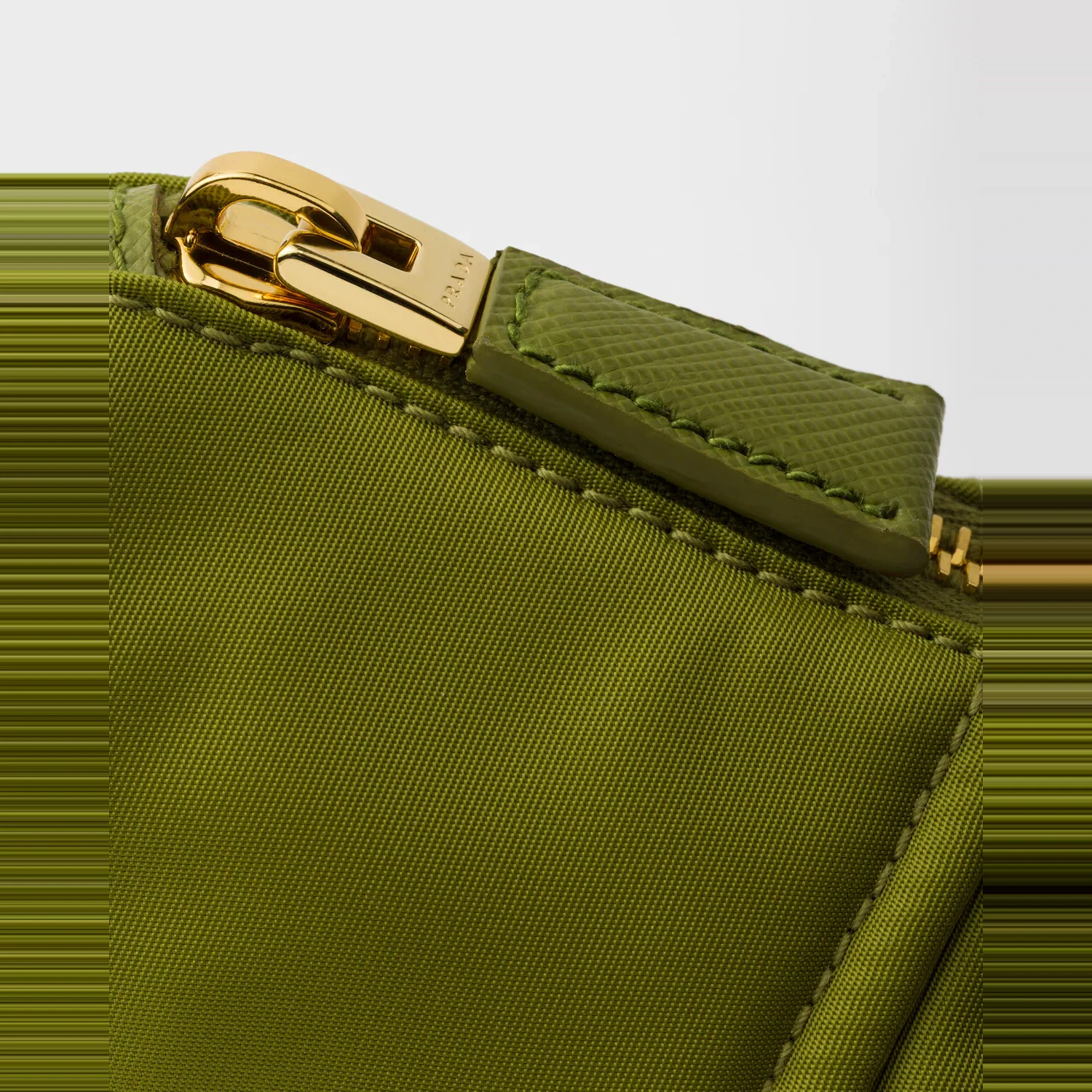 【预售】 普拉达 25春夏 女士 单肩包 Sac porté épaule en Re-Nylon 1BH222_R064_F077G_V_NOO 商品