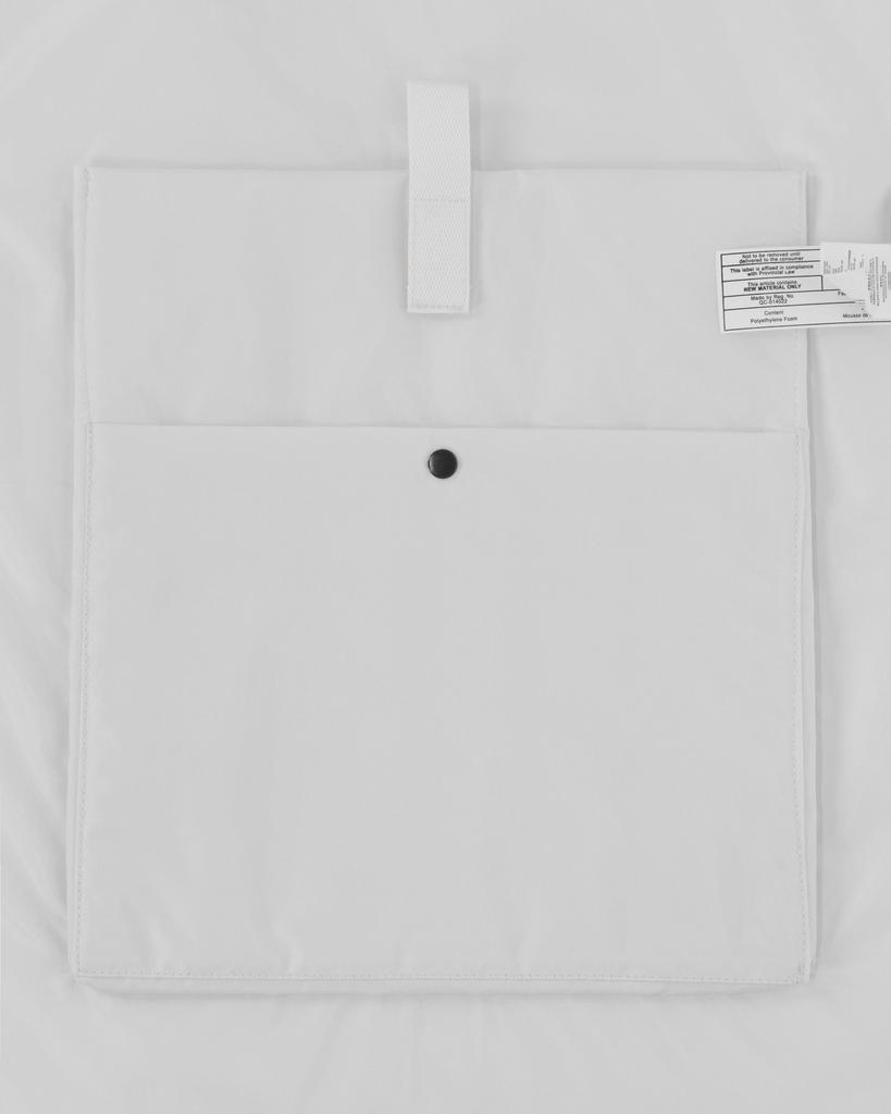 商品Eastpak|MM6 Maison Margiela Poster Bag White,价格¥853,第7张图片详细描述