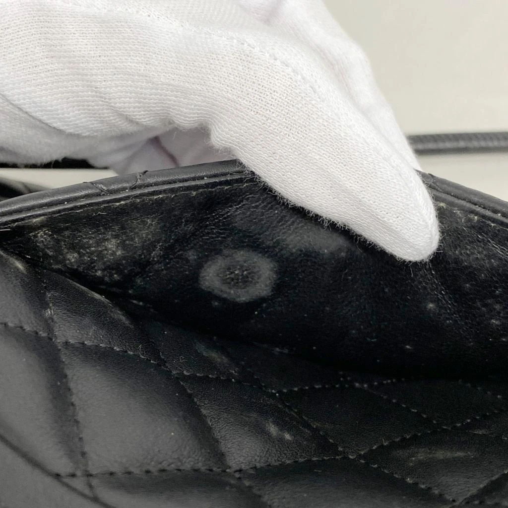 Leather Shoulder Bag (Pre-Owned) 商品