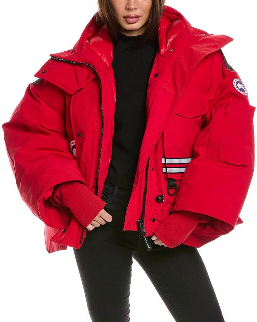 商品Canada Goose|女款 短款羽绒大衣（财富红）,价格¥7333,第1张图片