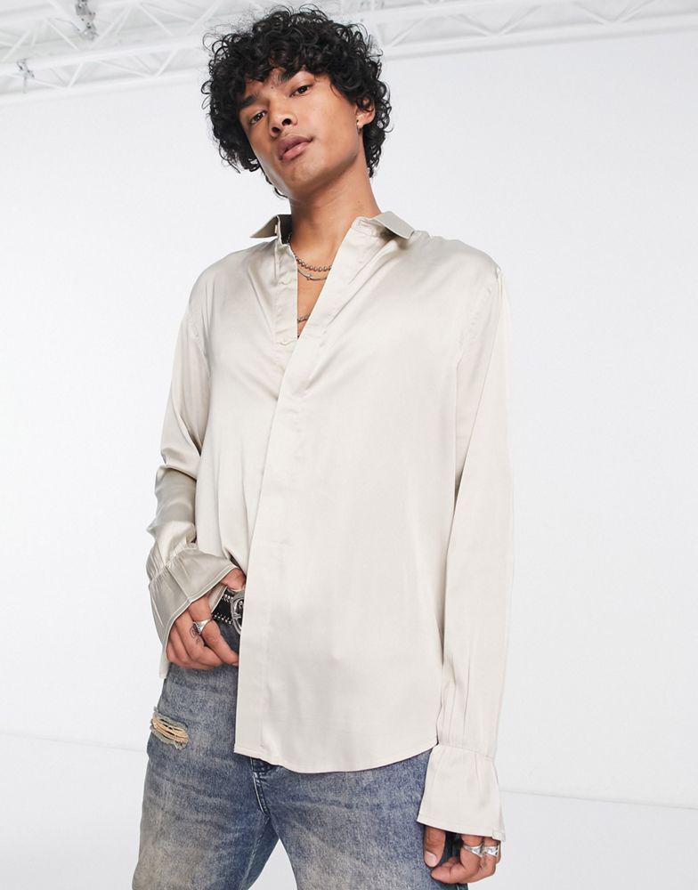 ASOS DESIGN relaxed satin shirt with fluted cuff in champagne商品第1张图片规格展示