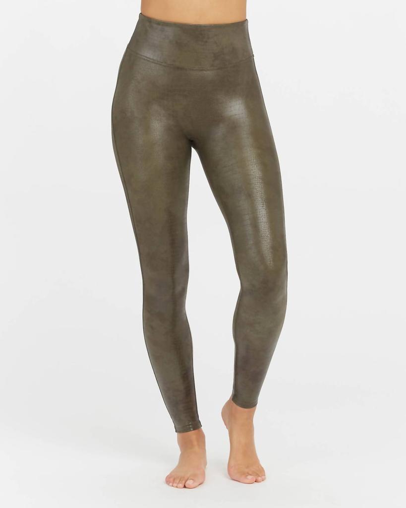 Faux Leather Croc Shine Leggings in Olive商品第3张图片规格展示