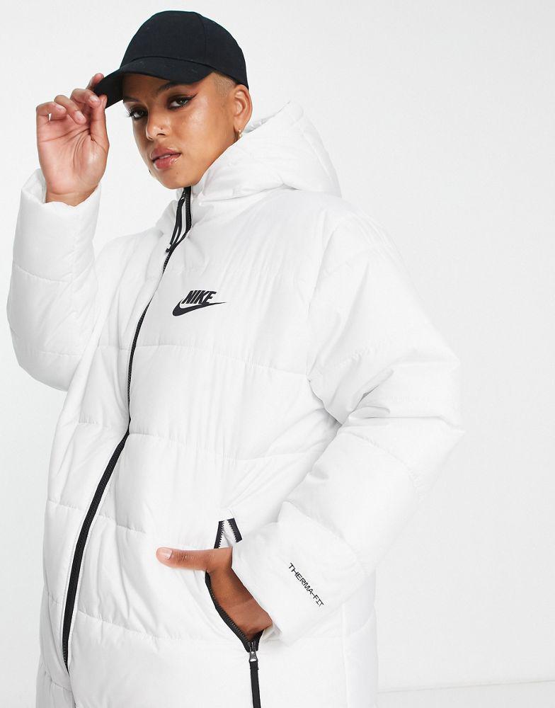 Nike Plus classic longline padded coat with hood in summit white商品第3张图片规格展示