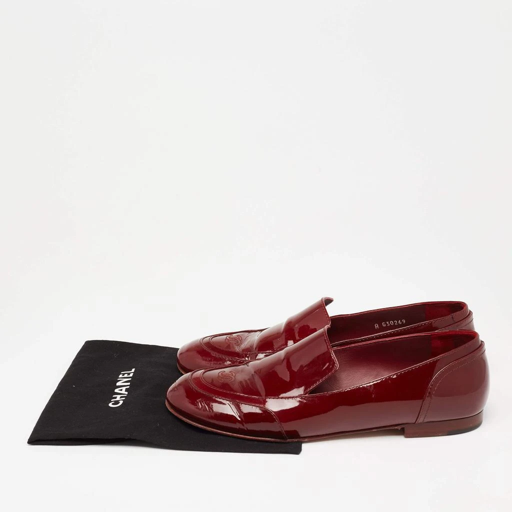 Chanel Burgundy Patent Leather CC Loafers Size 39.5 商品