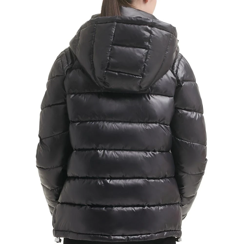 商品GUESS|Women's High-Shine Hooded Puffer Coat,价格¥1675,第2张图片详细描述