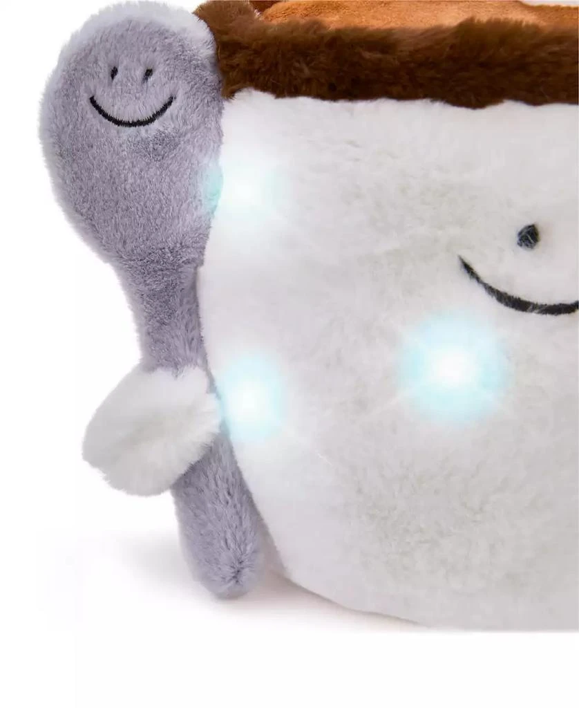 商品Geoffrey's Toy Box|Star Brights 12" LED Light-Up Plush Hot Chocolate Toy, Created for Macy's,价格¥128,第3张图片详细描述