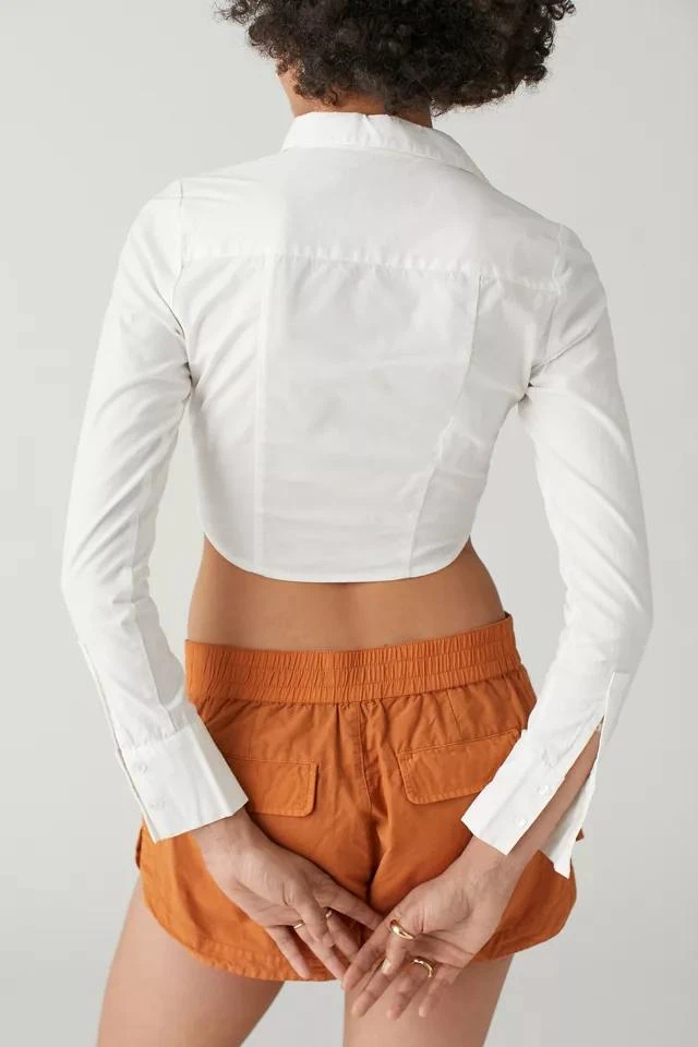 商品Urban Outfitters|UO Jolie Ruched Button Down Top,价格¥78,第2张图片详细描述