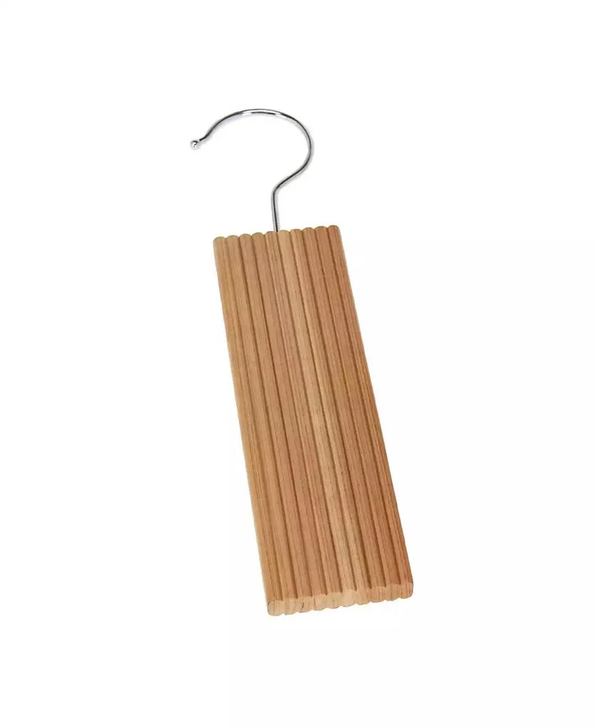 商品Household Essentials|Cedar Hang Up with Hooks,价格¥74,第1张图片