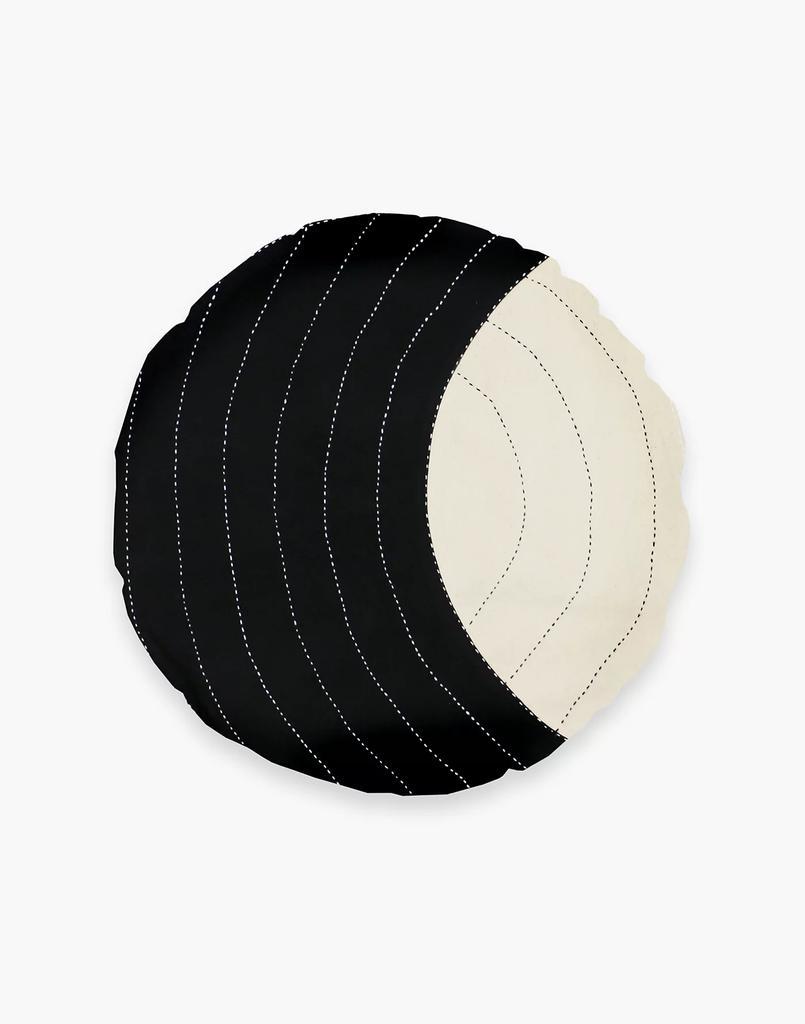 商品Madewell|Organic Cotton Crescent Accent Pillow,价格¥515,第1张图片