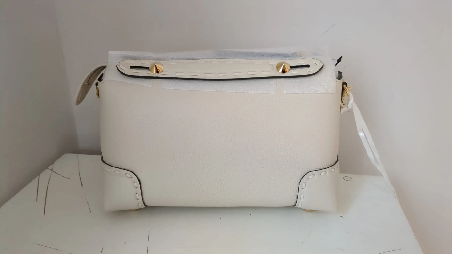 商品Fendi|Fendi 女士手提包 8BL146ANT2F0VWM 米白色,价格¥20728,第1张图片