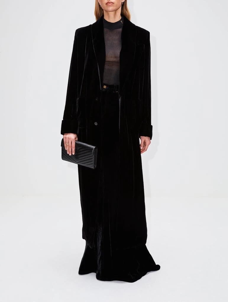 商品Yves Saint Laurent|Velvet Long Belted Coat,价格¥32106,第2张图片详细描述