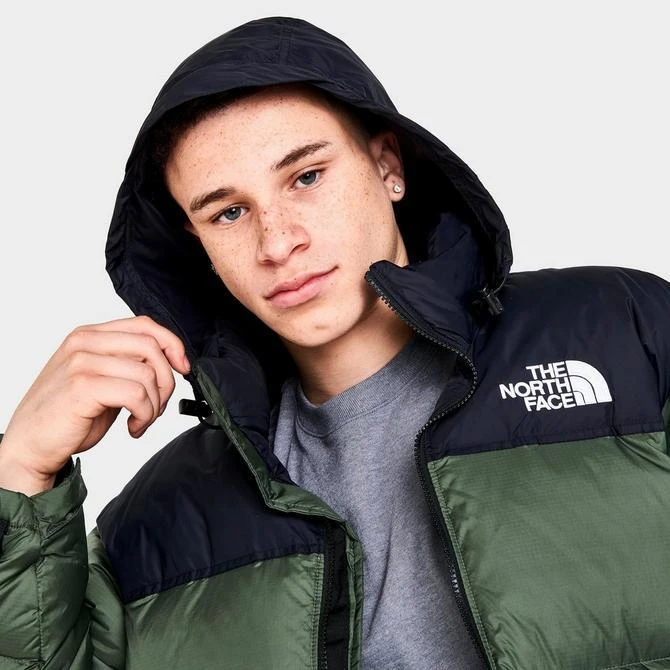 北面1996  Nuptse 男款羽绒服 商品