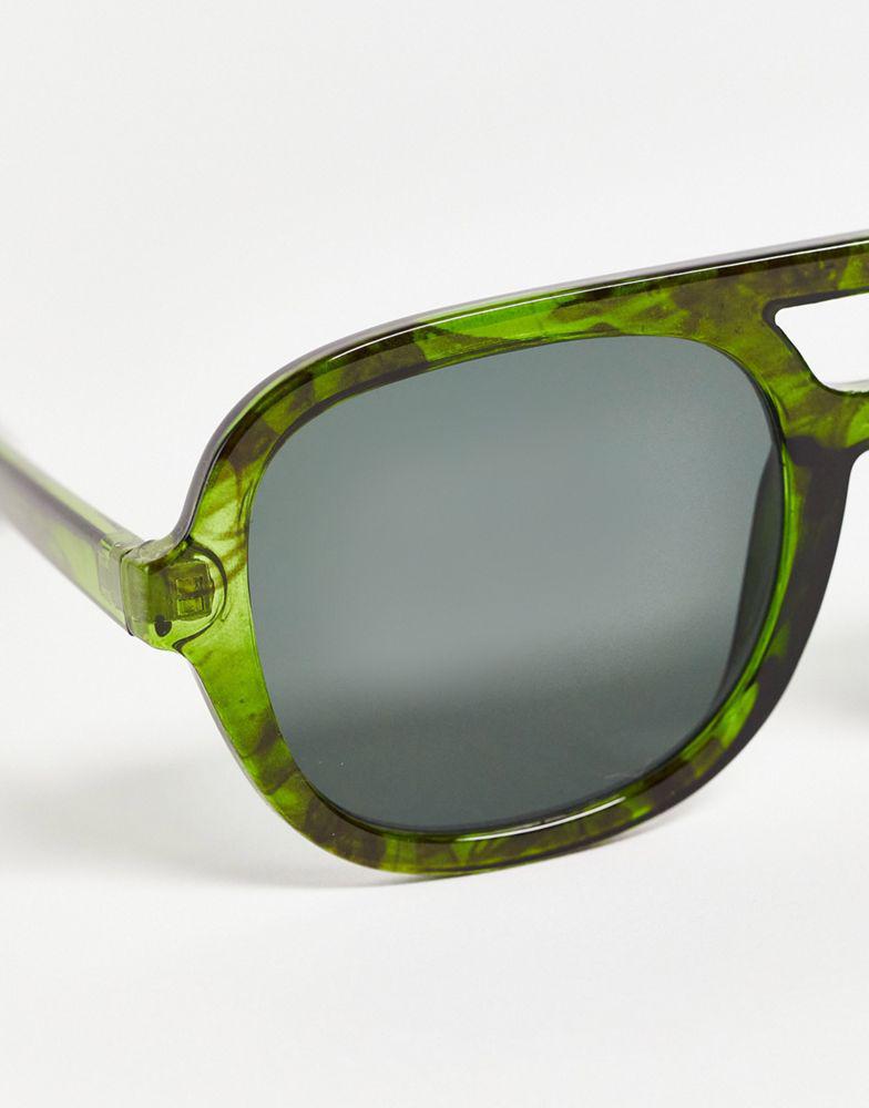 ASOS DESIGN navigator sunglasses with smoke lens in dark green - DGREEN商品第4张图片规格展示