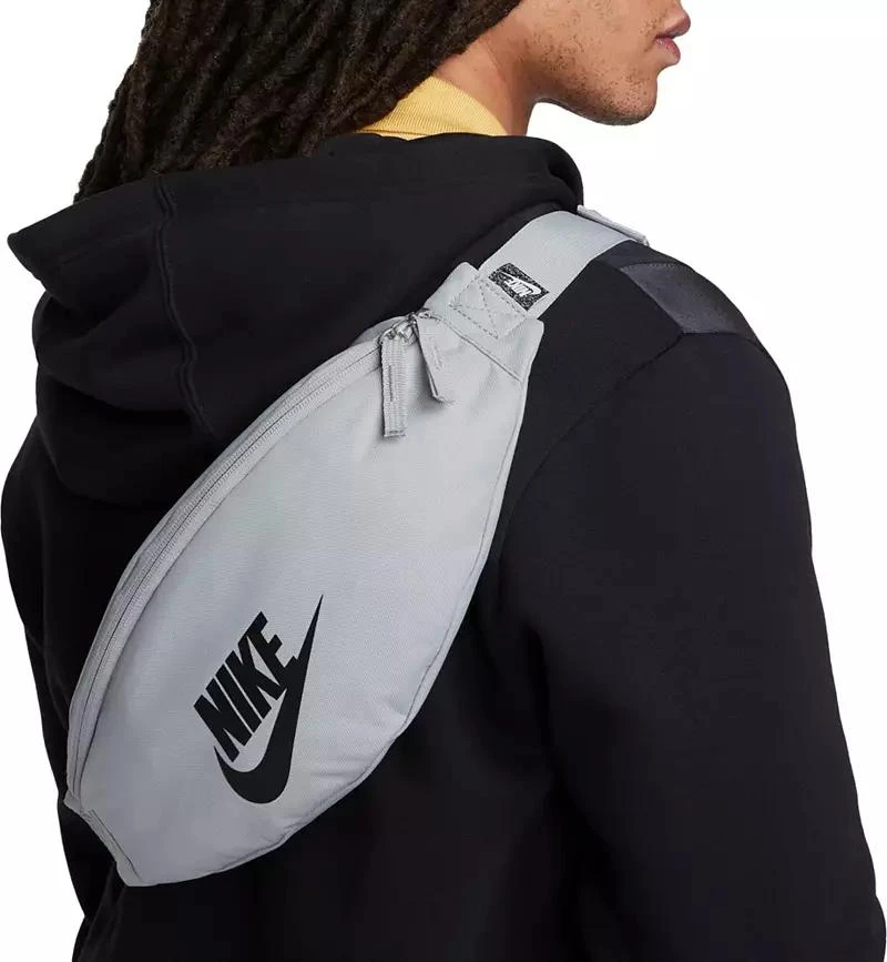 商品NIKE|Nike Unisex Heritage Waistpack (3L),价格¥145,第1张图片